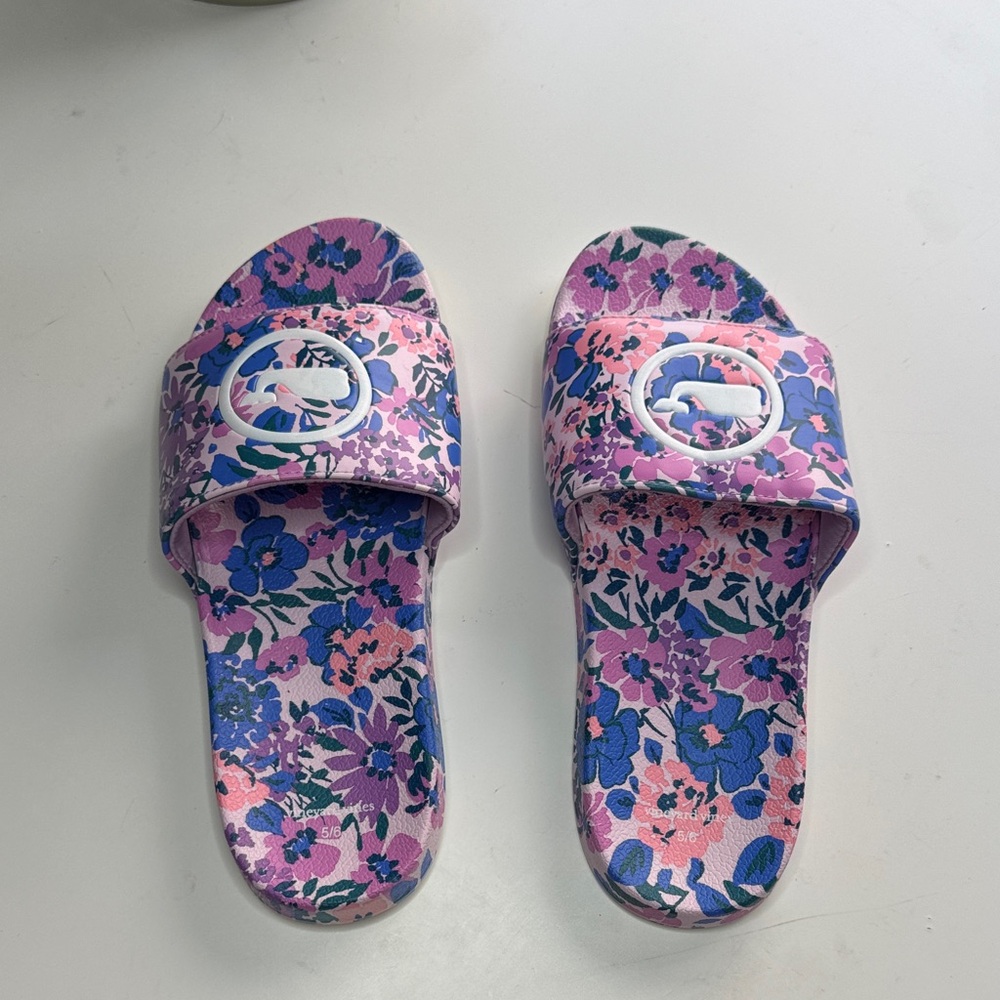 Vineyard Vines Floral Slide Sandals With Logo